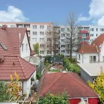 Holiday Home With 2 Bedrooms
