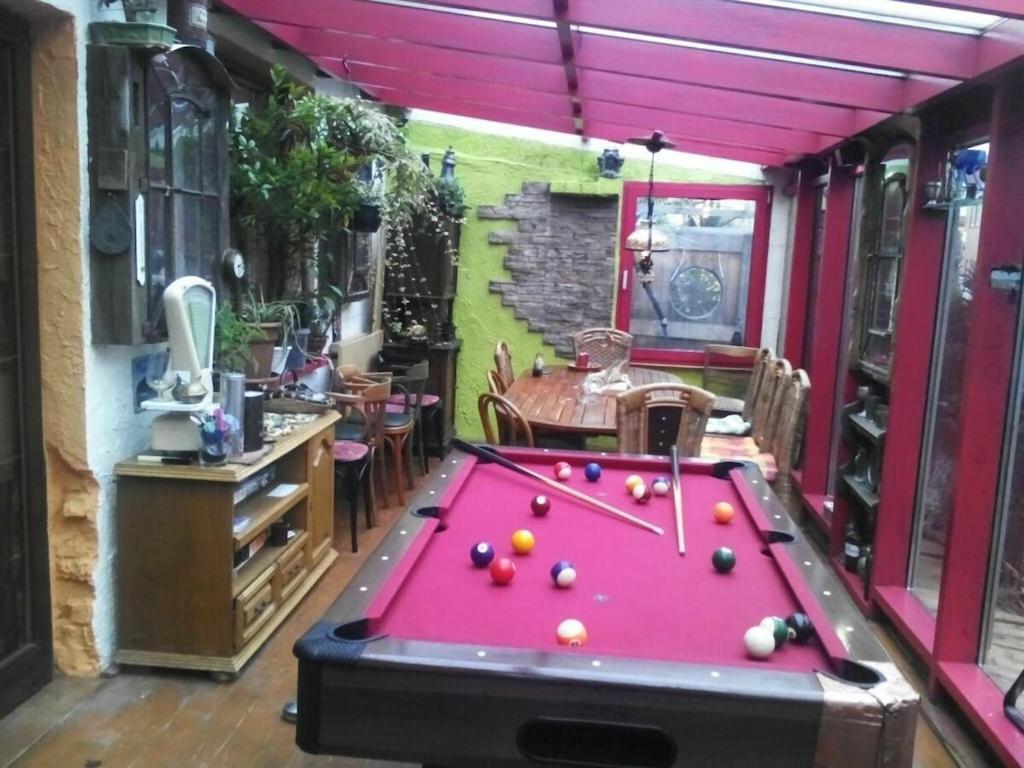 With 2 Bedrooms *